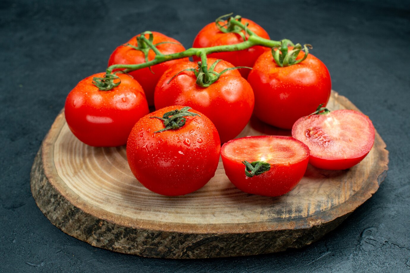 Il racconto del pomodoro tra peripezie, pregiudizi e successi